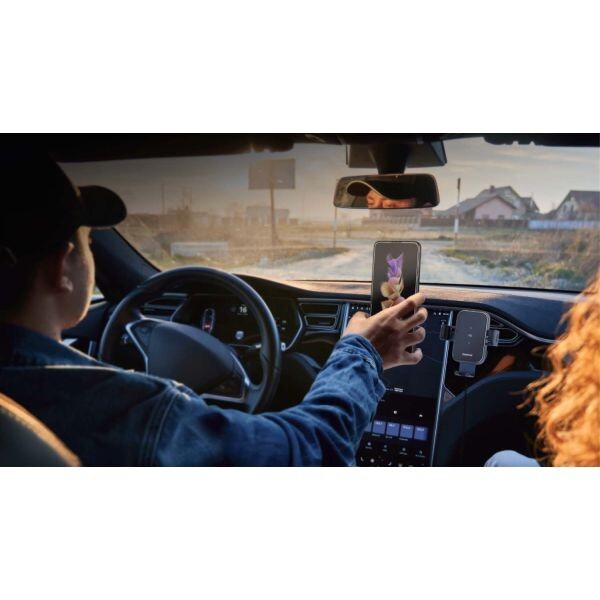 Momax Q.Mag Smart 6 Car Phone Holder 15W Wireless Charging Air Con Vent Mount