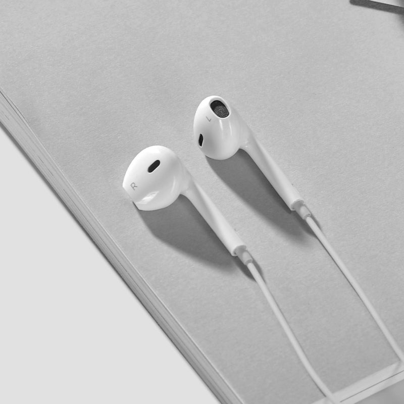 Hoco USB-C Digital Handsfree Earphones with Built-In Microphone