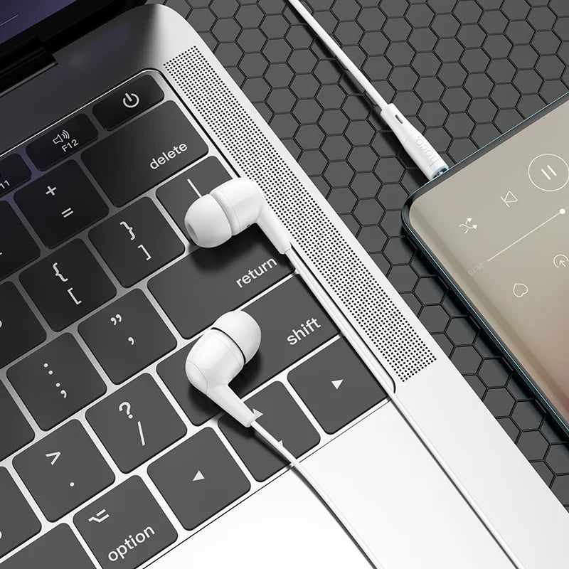 Hoco Universal 3.5mm Earphones with Built-In Microphone and Tangle-Resistant Cable