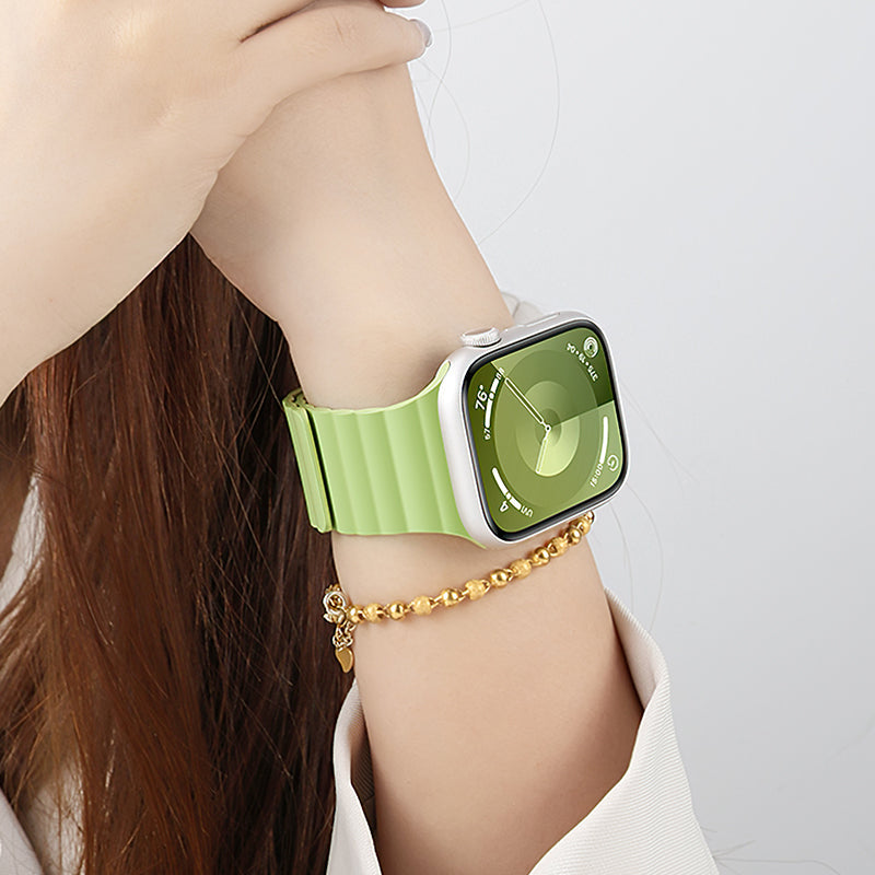 Hoco Apple Watch 38 / 40 / 41mm Buckle-Free Magnetic Silicone Strap