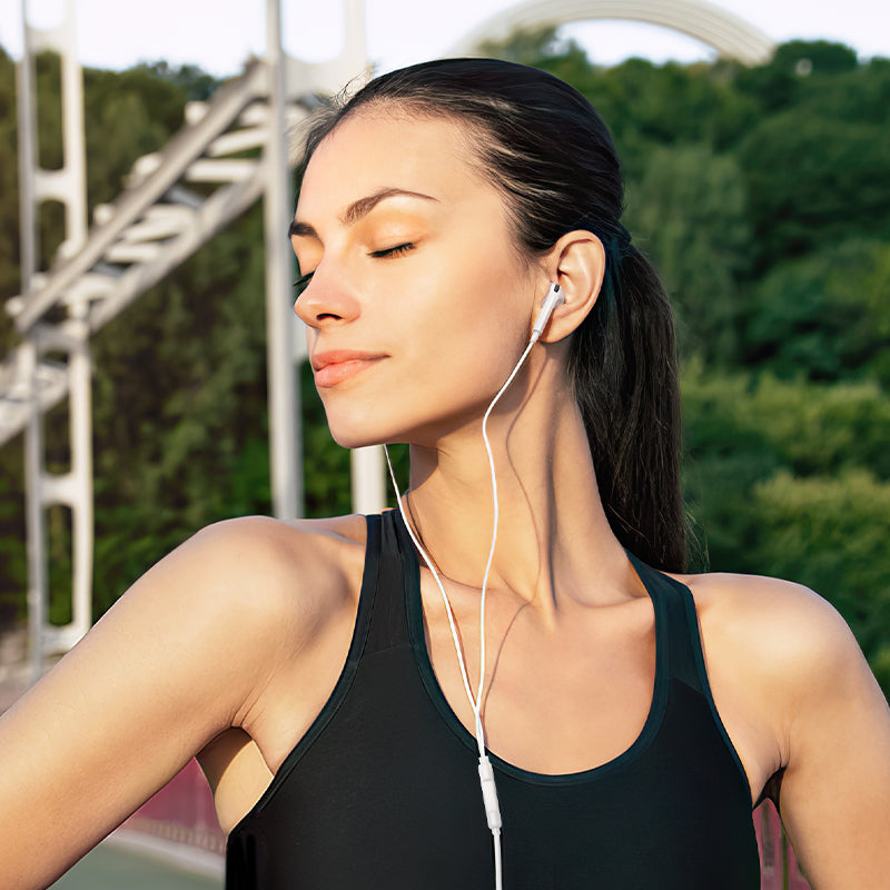 Borofone Universal Digital Lightning Earphones with Microphone, Comfortable Fit