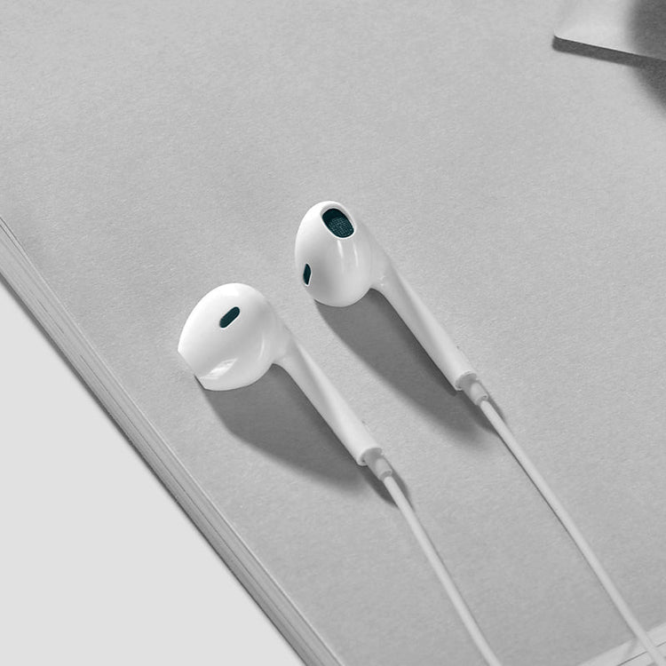 Borofone Universal 3.5mm Wired Earphones with Microphone and Volume Control