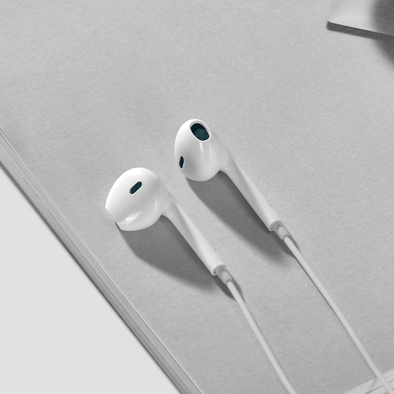 Borofone Universal 3.5mm Wired Earphones with Microphone and Volume Control